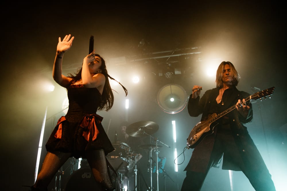 Chrissy Costanza and VOILÀ's Spin The Bottle Tour Brought the Energy to London